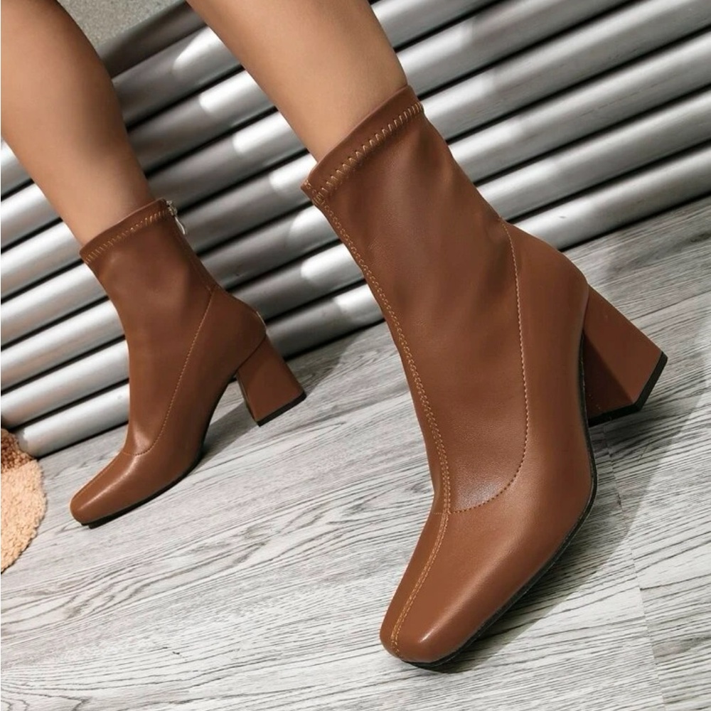 Brown square toe thick chunky block heel ankle boots - zip closure booties - Picture 3 of 5